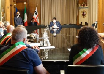 Un “patto per lo sviluppo” delle comunità della Barbagia e Mandrolisai: il presidente della Regione ha incontrato i sindaci di 13 Comuni