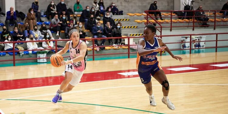 Sara Giangrasso è il primo volto nuovo del CUS Cagliari 2022/2023