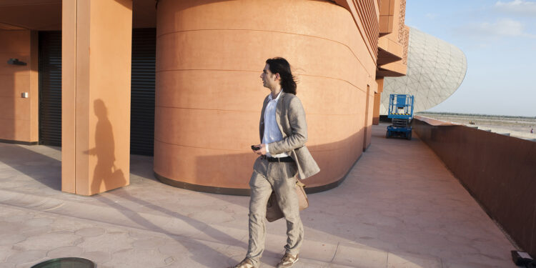 Tramudas / Migrazioni – una mustra in carrela / una mostra di strada”, a Sassari l’iniziativa dell’Associazione Ogros