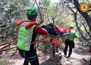 Muravera: il Soccorso Alpino e Speleologico Sardegna salva tre escursionisti