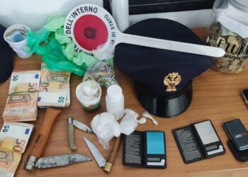 Detenzione di sostanze stupefacenti, arrestato un giovane