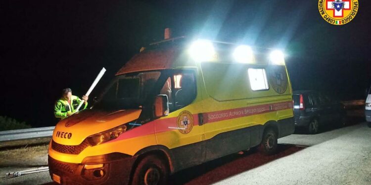 Il Corpo Nazionale Soccorso Alpino e Speleologico ha tratto in salvo due escursionisti dispersi nei monti di Teulada