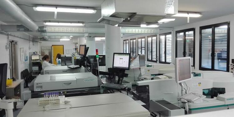 Nuova mail per prenotare gli esami di laboratorio all’Aou di Sassari