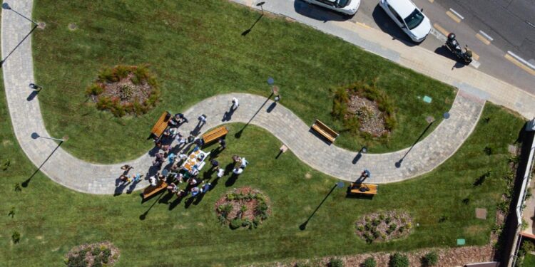 Pirri: inaugurata una nuova area verde in via Vesalio