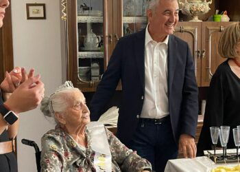 Alghero in festa per i cent’anni di zia Cristina Beniamina Mantello