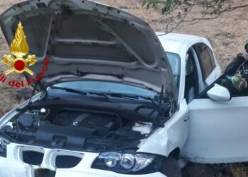 Santu Lussurgiu: incidente stradale nella provinciale che da San Leonardo porta a Cuglieri, sul posto i vigili del fuoco