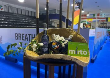 Il Festival Mirtò insieme agli artigiani del sughero