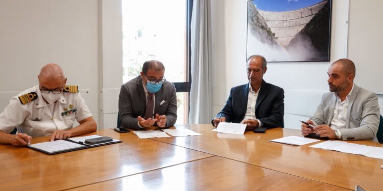 Incontro nella sede dell’assessorato regionale dei Lavori pubblici sui lavori di riordino del porto di Cala Gonone