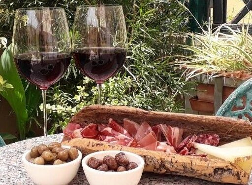 Al via a Quartucciu la quinta tappa della mostra itinerante Cin Cin Cannonau