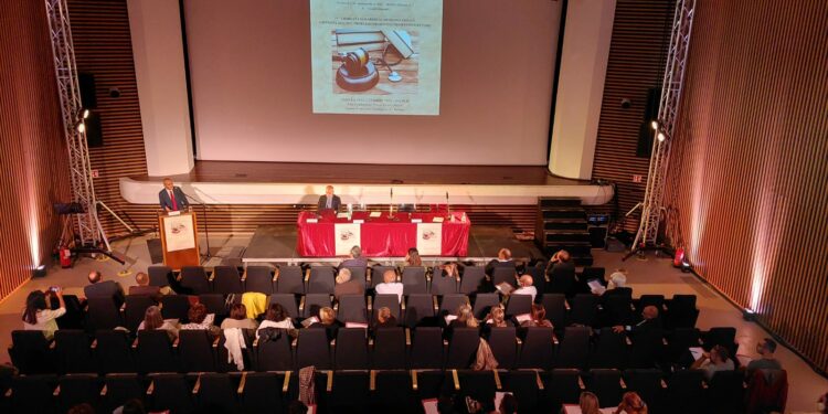 Morte improvvisa: diagnosi illegale senza autopsia