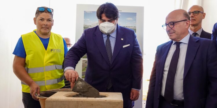 Il presidente della Regione ha inaugurato l’avvio dei lavori del nuovo presidio ospedaliero di San Gavino Monreale
