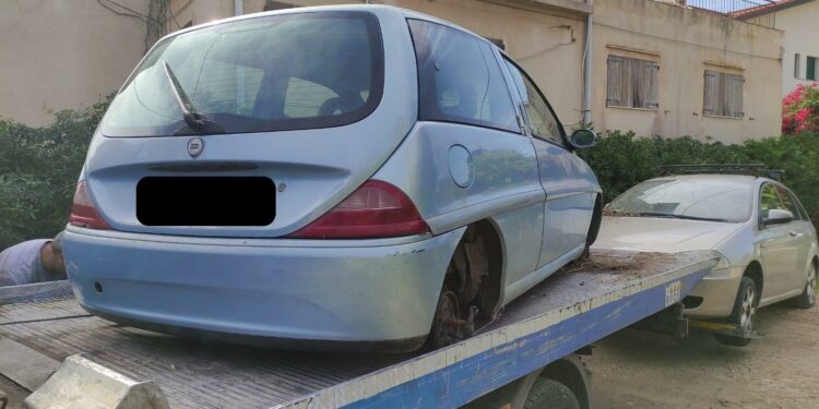 Alghero: rimosse 25 auto abbandonate