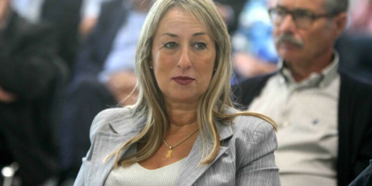 Carla Cuccu (Idea Sardegna): «La Giunta non ha trasferito al Consiglio le linee di indirizzo per gli atti aziendali delle Asl, è un’emergenza democratica»