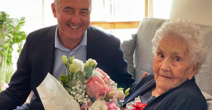 Alghero: i 100 anni di zia Angelina Oggiano Pesapane