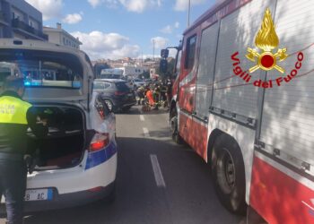 Arzachena: incidente stradale, sul posto i vigili del fuoco