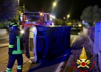 Olbia: incidente stradale in via Biddau, intervengono i vigili del fuoco