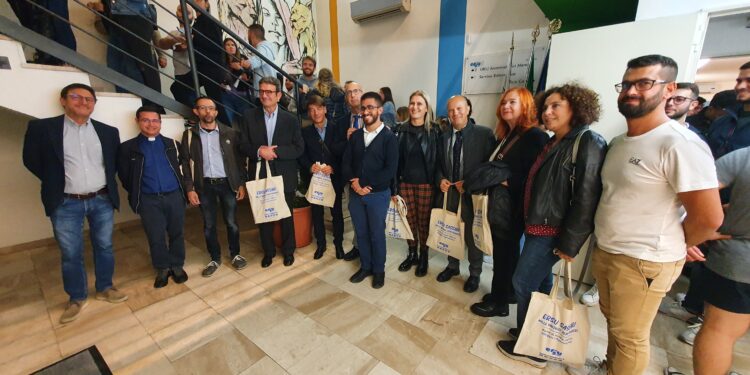 La mensa in festa, a Sassari, per dare il benvenuto agli Erasmus