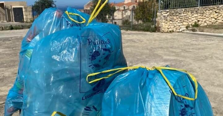 Con “Puliamo il Mondo” i bambini delle scuole ripuliscono l’area verde dell’Ex Cava di Sennori