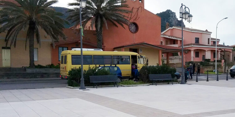 Christian Solinas: «Investiamo per garantire il diritto allo studio dei nostri giovani, incrementando i fondi per il trasporto pubblico»