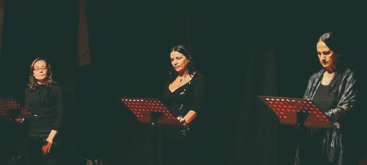 Domani a Tortolì Rita Atzeri, Isella Orchis e Gisella Vacca portano in scena lo spettacolo Su Connottu