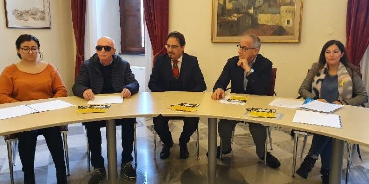 Sassari: una brochure informativa sull’endometriosi in codice braille
