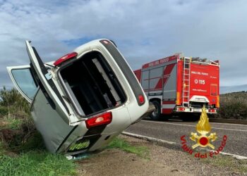 Incidente stradale sulla 292, intervengono i vigili del fuoco