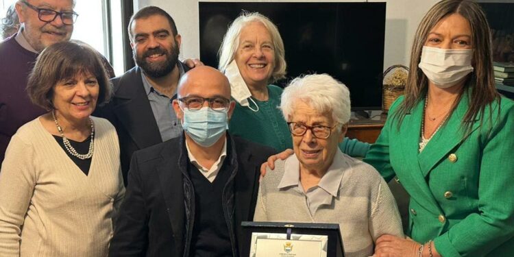 Oristano: i 100 anni di zia Elsa Iriu