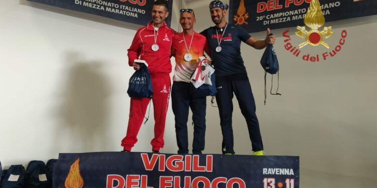 I vigili del fuoco oltre le emergenze ed i compiti istituzionali si sfidano nello sport