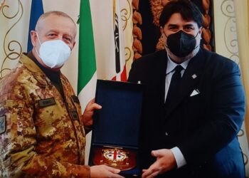 Il presidente della Regione Christian Solinas ha ricevuto a Villa Devoto il Capo di Stato Maggiore dell’Esercito gen. Pietro Serino