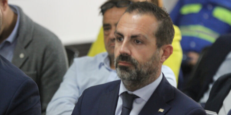 Salvatore Deidda (Fdi): «Sulla continuità aerea superare emergenza ma occorre una riforma strutturale»