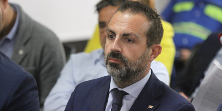 Salvatore Deidda (Fdi): «Sulla continuità aerea superare emergenza ma occorre una riforma strutturale»