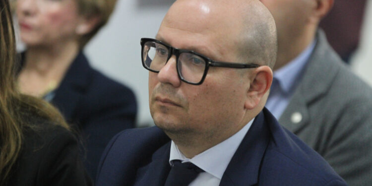 Salvatore Deidda (Fdi): «Sulla continuità aerea superare emergenza ma occorre una riforma strutturale»