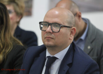 Salvatore Deidda (Fdi): «Sulla continuità aerea superare emergenza ma occorre una riforma strutturale»