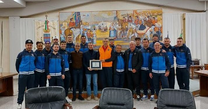 Il comune di Sennori ha premiato la Santa Lucia Calcio per i 25 anni di attività