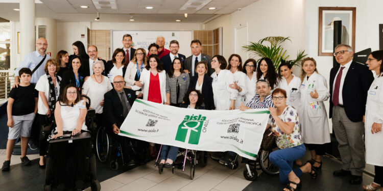 La generosità che guarda oltre: SELEX al fianco di AISLA per la BioBanca SLA