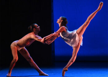 Straordinario successo, al Teatro Massimo di Cagliari, per lo spettacolo “Giulietta e Romeo”, con Carola Puddu e Paolo Barbonaglia – di Nadia Pische