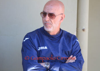 L’Aprilia di Marco Mariotti ha espugnato il Biagio Pirina di Arzachena: 2 a 1