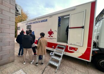 Grande partecipazione degli studenti dell’Istituto Alberghiero e del Polo Tecnico “Devilla” alla raccolta di sangue organizzata dall’Avis e dall’Aou di Sassari