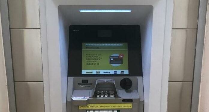 Poste Italiane ha installato l’ATM Postamat di muova generazione nell’ufficio postale di Piazza Crispi, a Nuoro