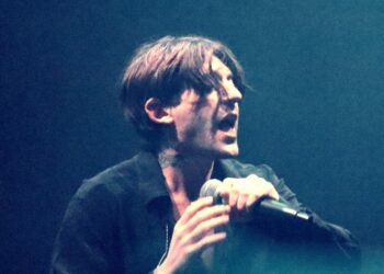 Un’altra serata di festa per l’Opera Music Forum, a Cagliari, con ospite Rkomi