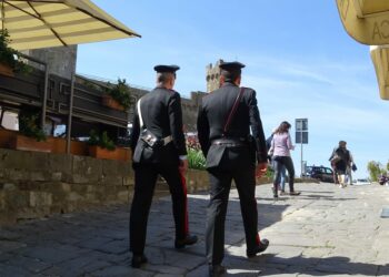 Ennesima truffa online, denunciati a Cagliari due crotonesi per truffa aggravata ai danni di una 64enne