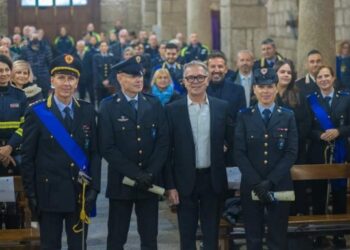 Olbia: consegnate le pergamene di encomio agli assistenti di Polizia locale Giusy Ventroni e Stefano Dessanti