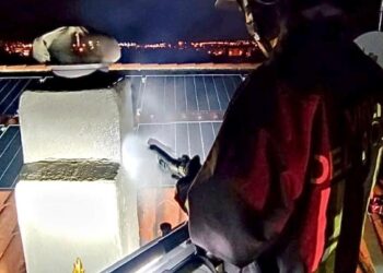 Latte Dolce: a fuoco una canna fumaria, sul posto i vigili del fuoco