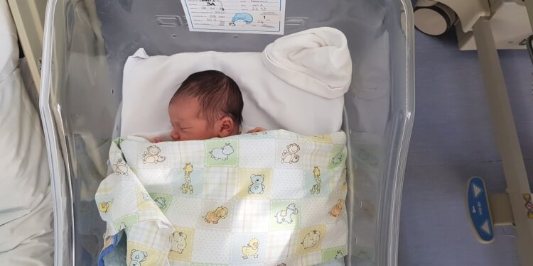 Oristano: due fiocchi azzurri al San Martino per salutare il vecchio ed inaugurare il nuovo anno