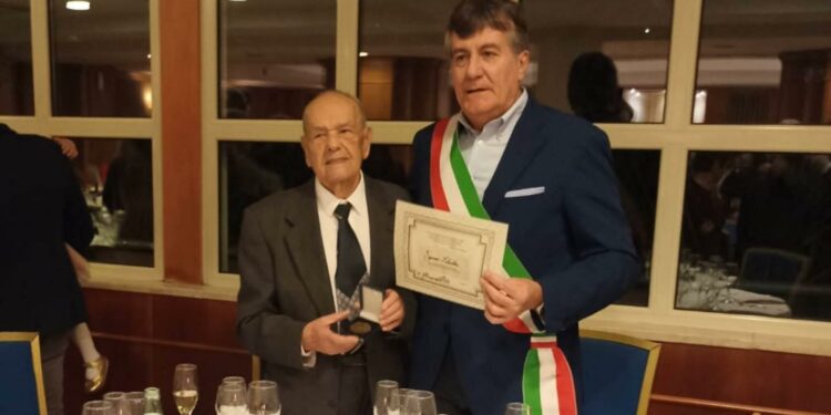 Cagliari in festa per i cent’anni di zio Ignazio Meleddu