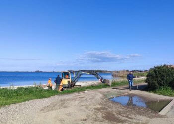 Al via il primo lotto di lavori per il percorso naturalistico e turistico intorno allo stagno di Cabras