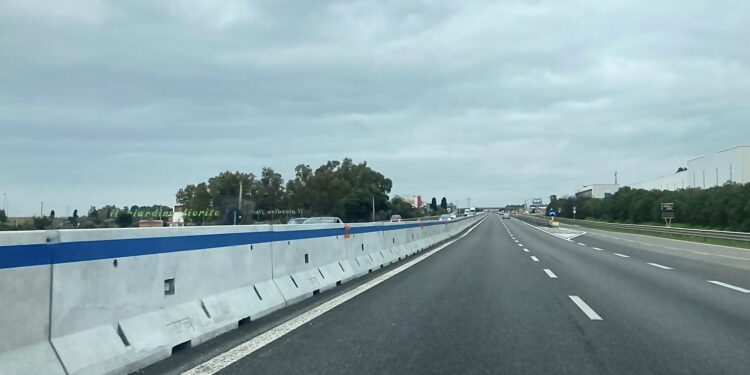 Area Metropolitana di Cagliari: prosegue la sostituzione delle barriere spartitraffico sulla 131 “Carlo Felice”