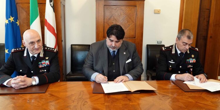 Il presidente della Regione Christian Solinas ha ricevuto a Villa Devoto i generali dei carabinieri Enzo Bernardini e Francesco Gargaro