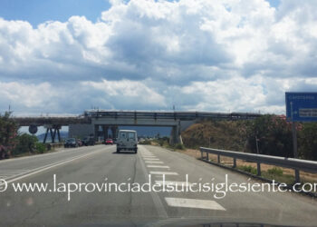 Lavori Tim: da lunedì 13 a mercoledì 15 febbraio senso unico alternato sulla 195 “Sulcitana” a Capoterra