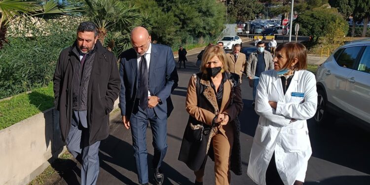 Confronto a tutto campo stamane tra l’assessore regionale della Sanità Carlo Doria ed il personale dell’Arnas G. Brotzu